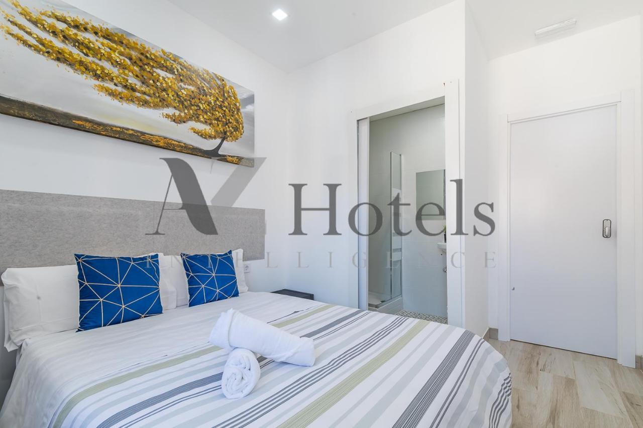 Ayz Silvela - Auto Check-In Property マラガ エクステリア 写真