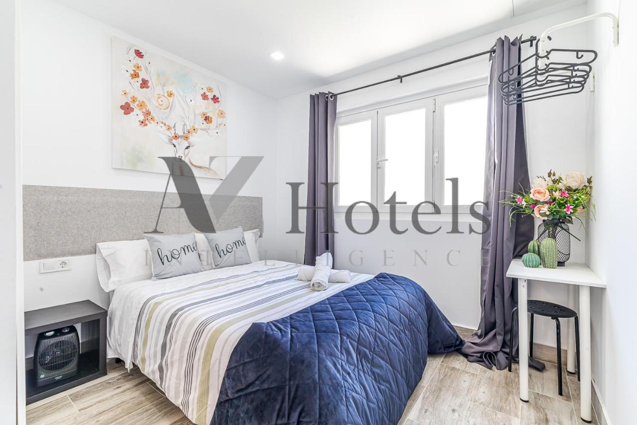 Ayz Silvela - Auto Check-In Property マラガ エクステリア 写真