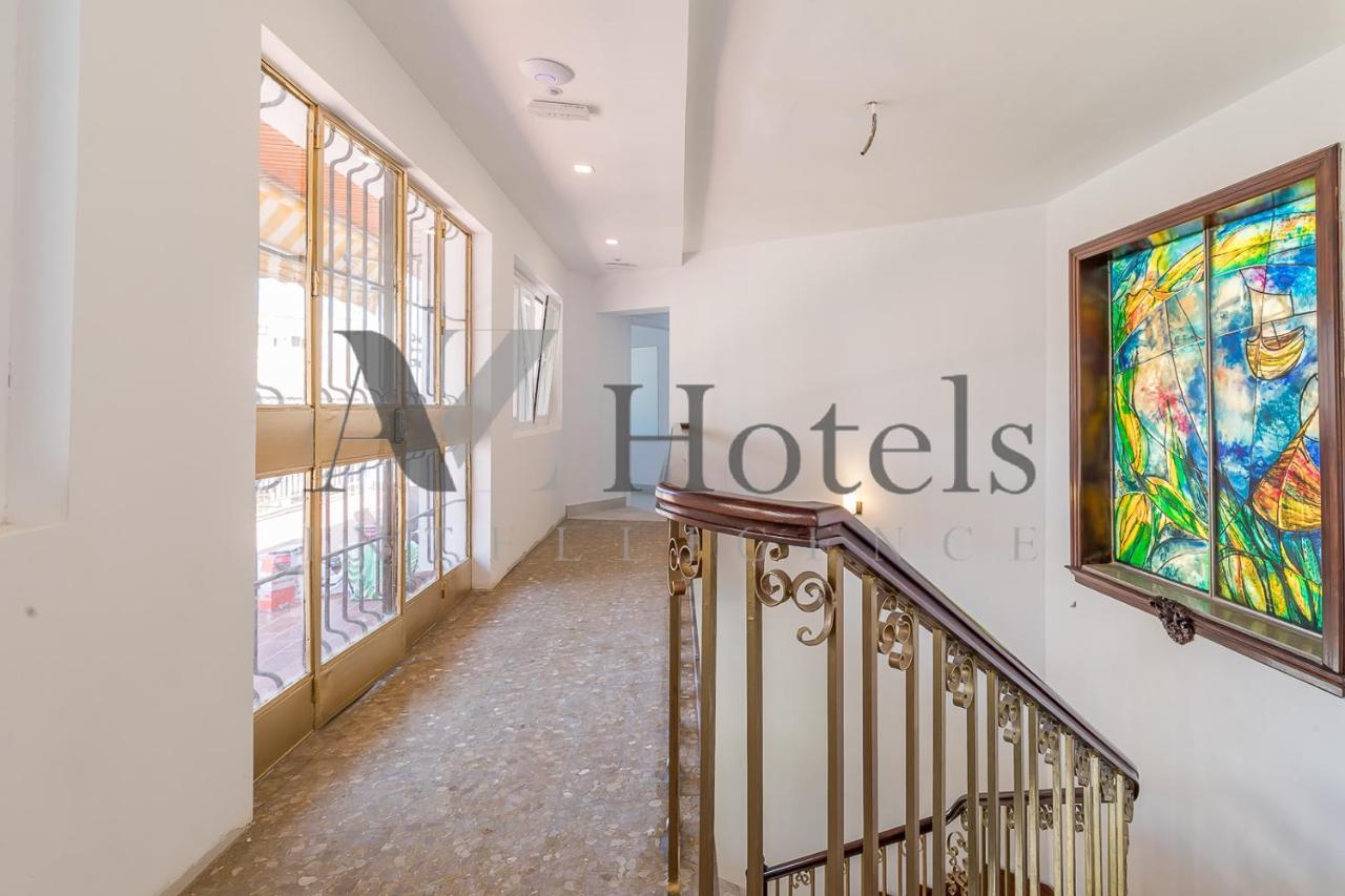 Ayz Silvela - Auto Check-In Property マラガ エクステリア 写真