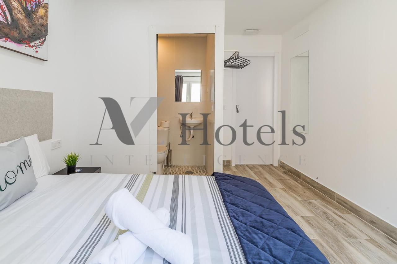 Ayz Silvela - Auto Check-In Property マラガ エクステリア 写真