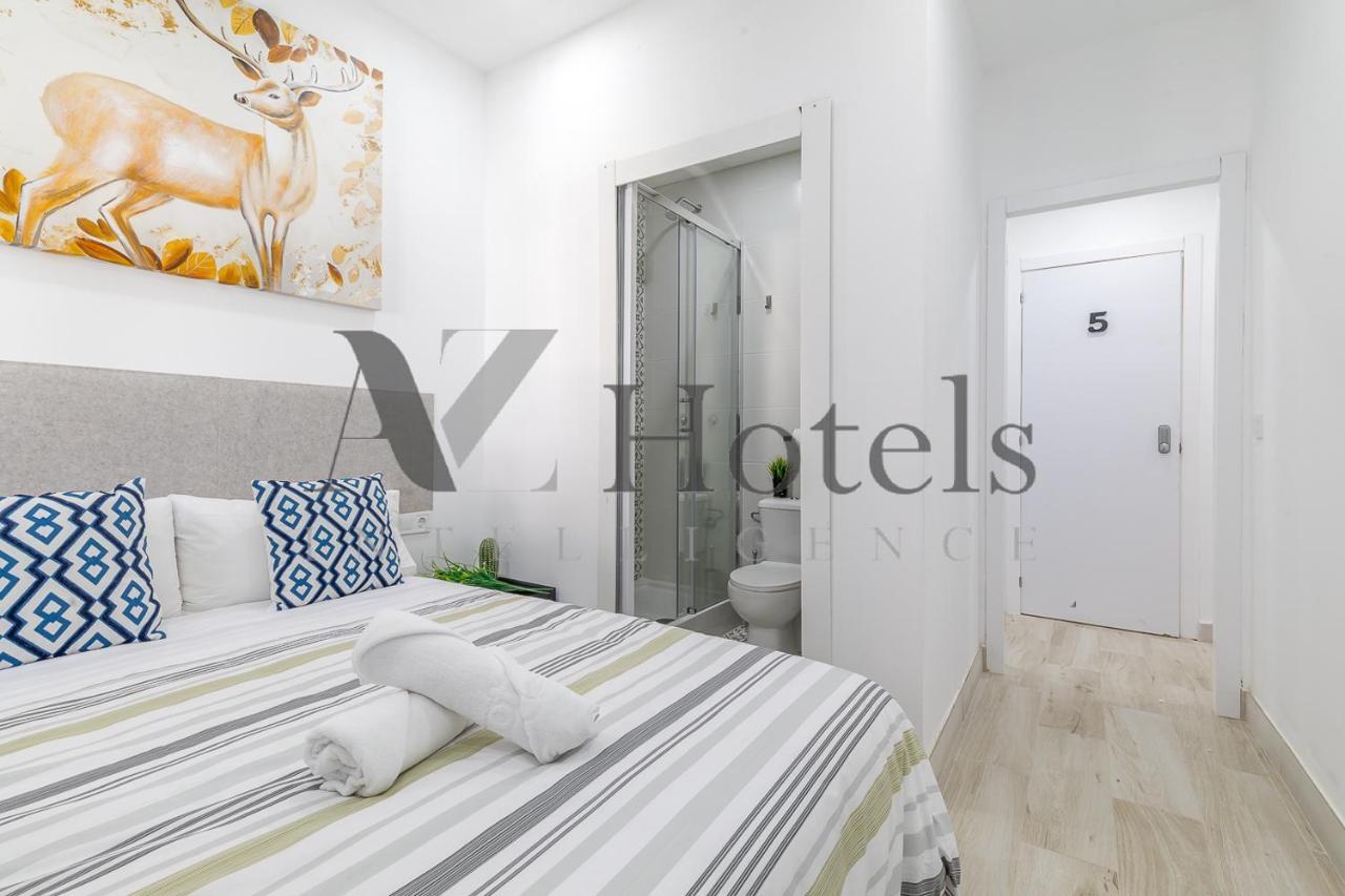 Ayz Silvela - Auto Check-In Property マラガ エクステリア 写真