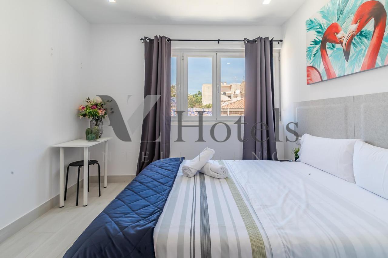 Ayz Silvela - Auto Check-In Property マラガ エクステリア 写真