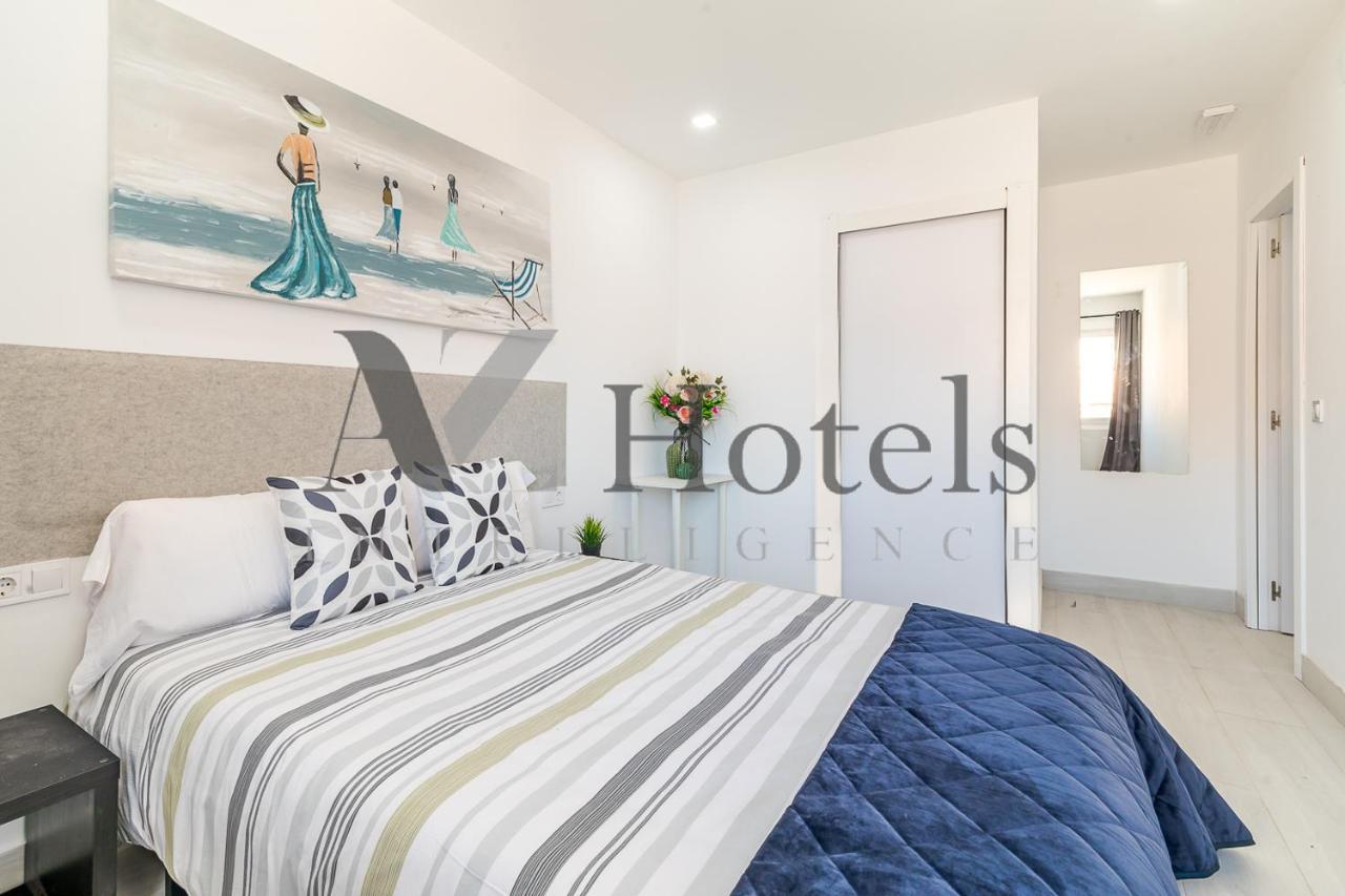 Ayz Silvela - Auto Check-In Property マラガ エクステリア 写真