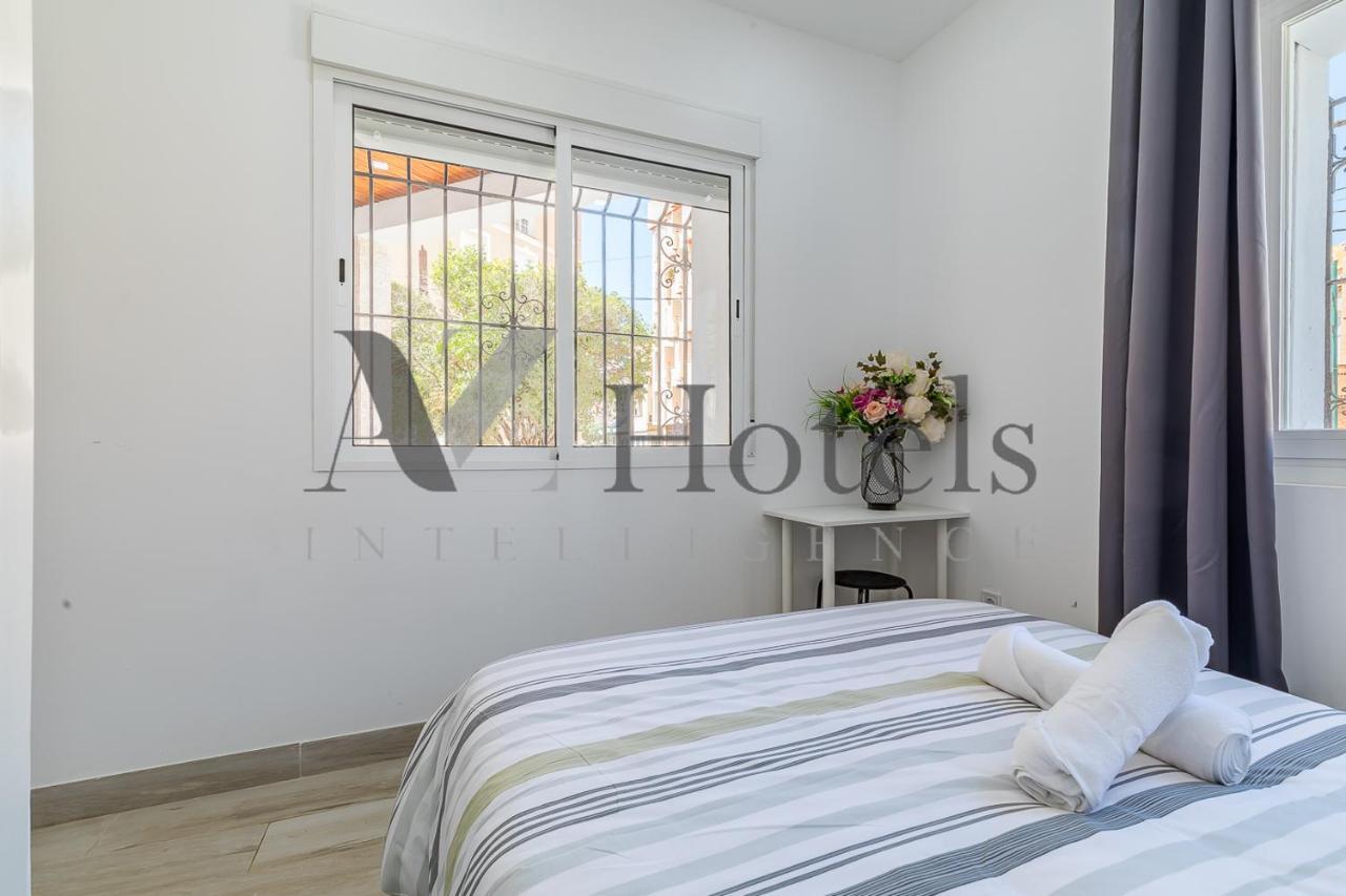 Ayz Silvela - Auto Check-In Property マラガ エクステリア 写真