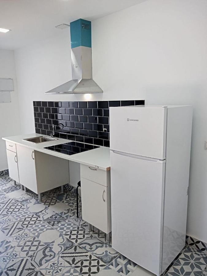 Ayz Silvela - Auto Check-In Property マラガ エクステリア 写真